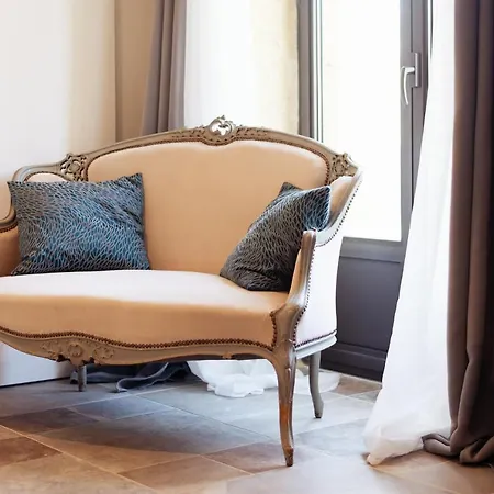 Holiday home Larroque Haute