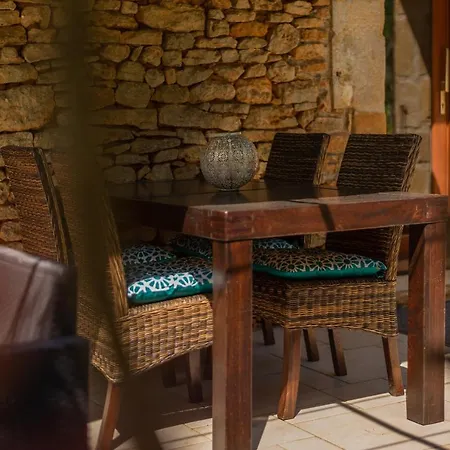 Larroque Haute Vakantiehuis