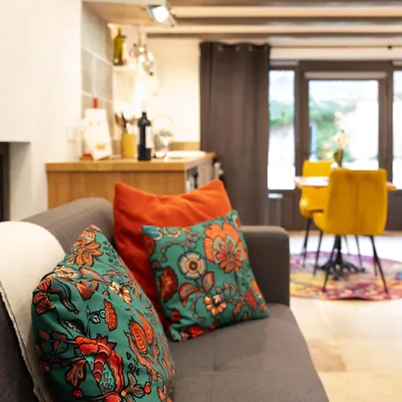 Holiday home Larroque Haute