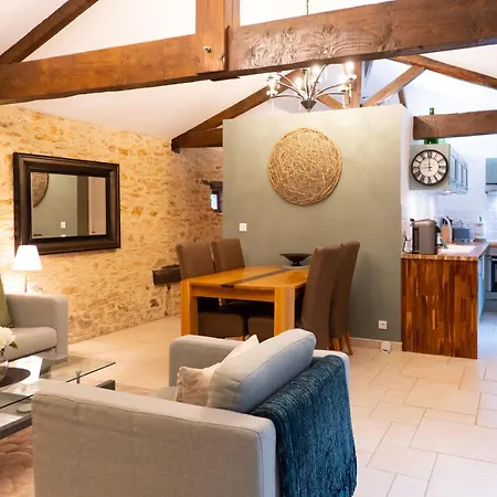 Ferienhaus Larroque Haute *