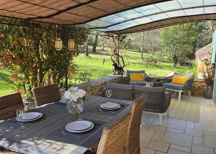 Larroque Haute 度假居 *